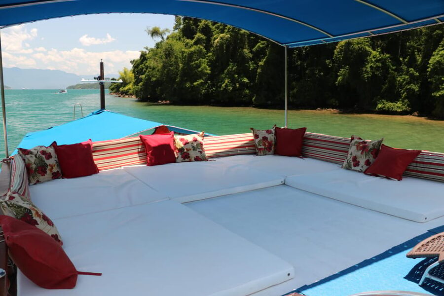Paraty: Private Boat Tour