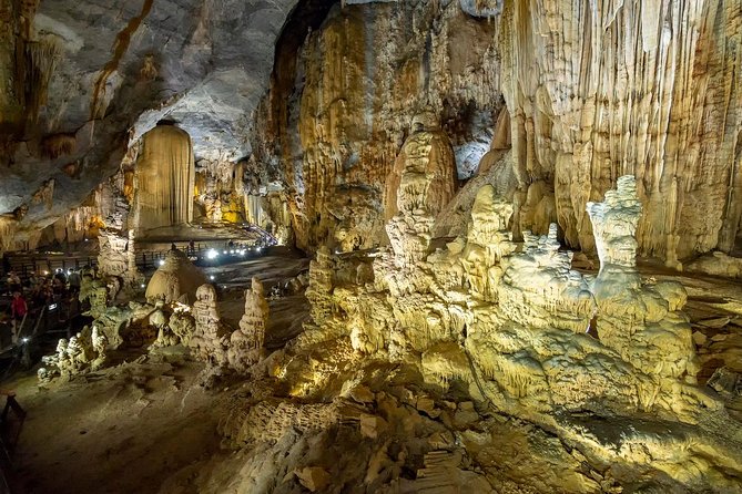 PHONG NHA & DARK Cave: Day Cave Tour in PHONG NHA