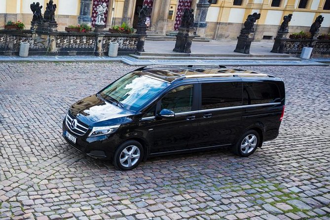 Prague Tour by Car (6hrs)
