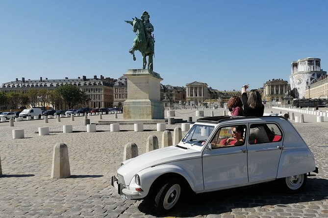 Private 1 Hour Tour of Versailles in a Vintage Car (2cv)