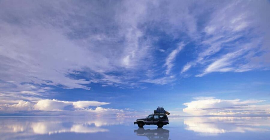 Private 1D Complete Tour Salar Uyuni, Lunch - Thunupa