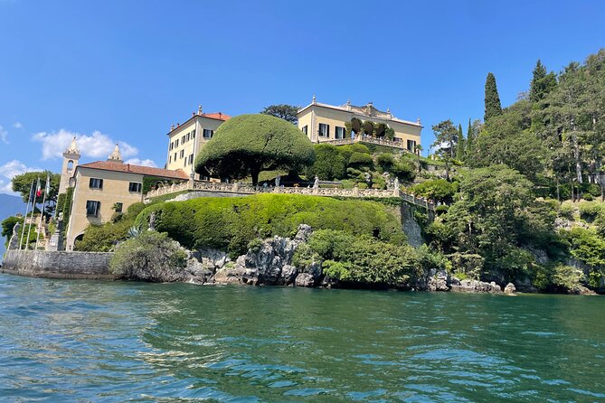 Private 2-Hour Motorboat Tour on Lake Como