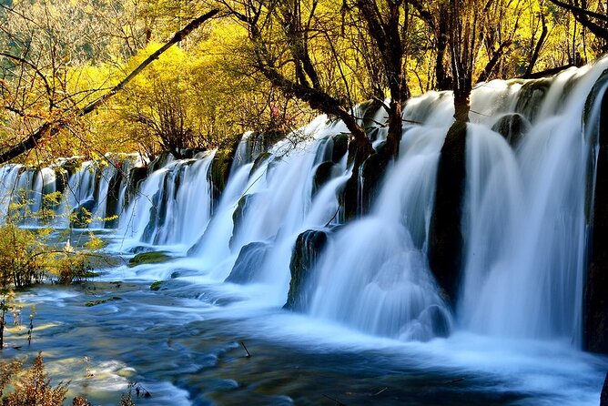 Private 3-Day Jiuzhaigou and Huanglong National Parks Tour From Zhangjiajie