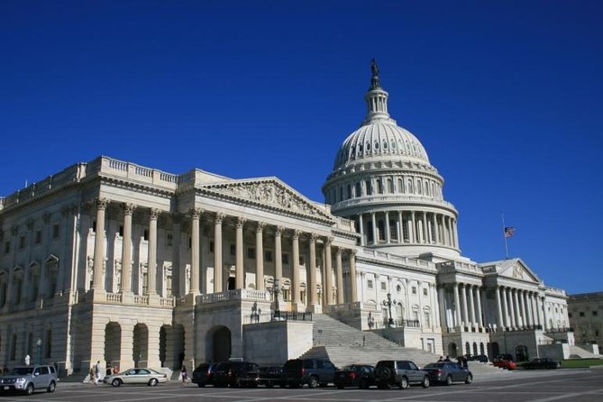 Private 4-Hour Walking Tour in Washington With Official Tour Guide