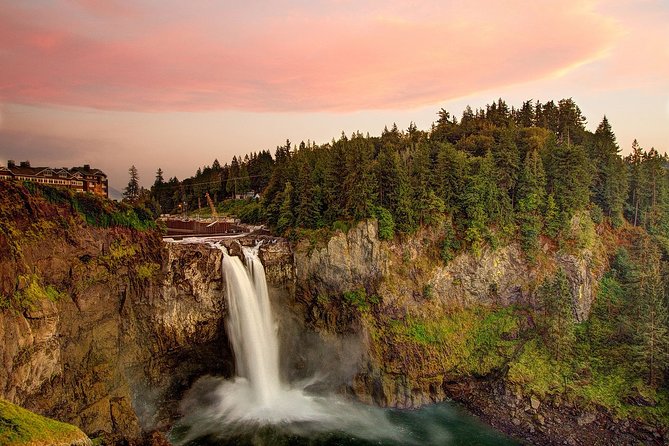 Private 8-Hour City Tour of Seattle and Snoqualmie Falls With Driver Only