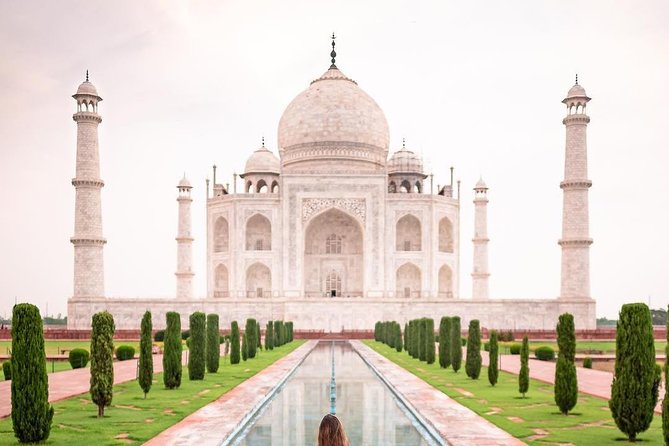 Private Agra Tour by Gatimaan Express Executive Class Visit Taj Mahal, Agra Fort - Tour Overview