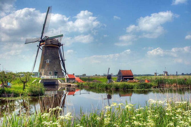 Private Amsterdam and Countryside Tour in a Comfortable Mercedes Minivan