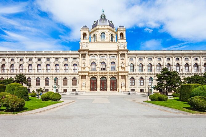 Private Audio Guided Walking Tour in Vienna