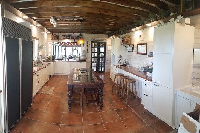 Private Authentic Puerto Rican Cooking Class With a Local Couple - The Welcoming Hosts