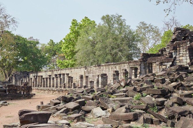 Private Banteay Chhmar, Banteay Toap & Ang Trapaeng Thma Guided Tour