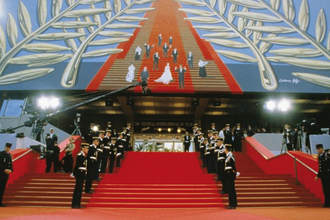 Private Cannes and Saint Paul-De-Vence Half-Day Tour From Nice - Stroll Along La Croisette