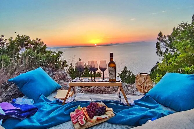 Private Cruise Sunset Tour at the Syvota Lighthouse - Tour Overview