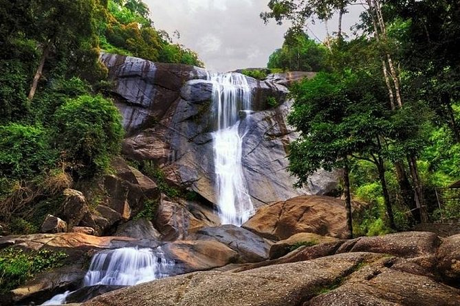 Private Day Tour of Langkawi With Cable Car and Telaga Tujuh Waterfalls