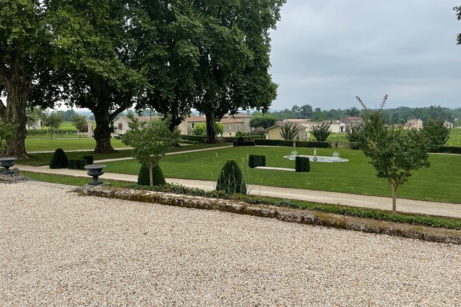Private Day Tour to Saint-Emilion With Tasting