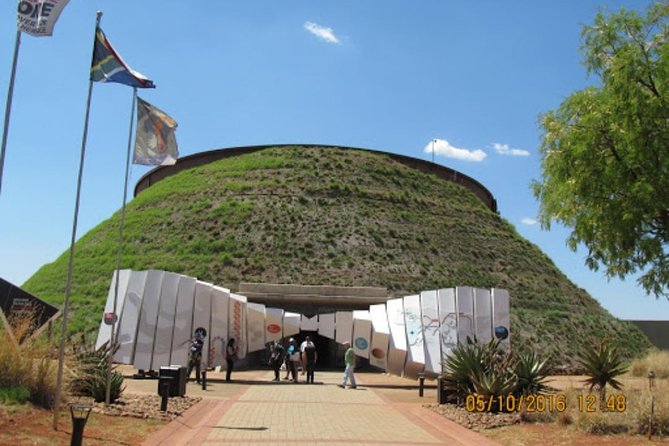 Private Full-Day Cradle of Human Kind Tour From Johannesburg R1200,00