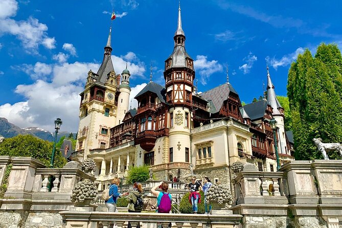 Private Full-Day Dracula Castle and Brasov Tour From Bucharest