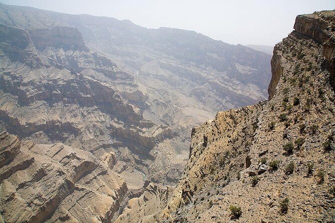 Private Full Day Guided Balcony Walk Hiking to Jebel Shams
