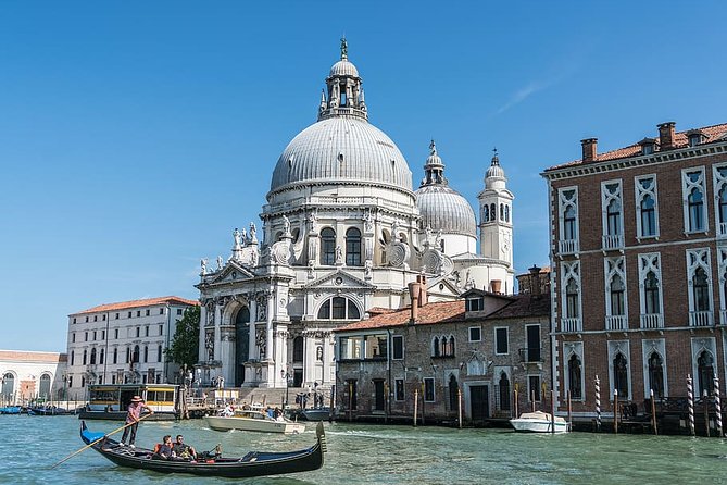 Private Full Day Tour From Milan to Venice With Local Tour Guide and Fast Train