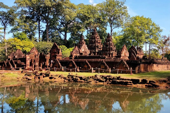 Private Full-Day Tour Khbal Spean And Banteay Srei From Siem Reap
