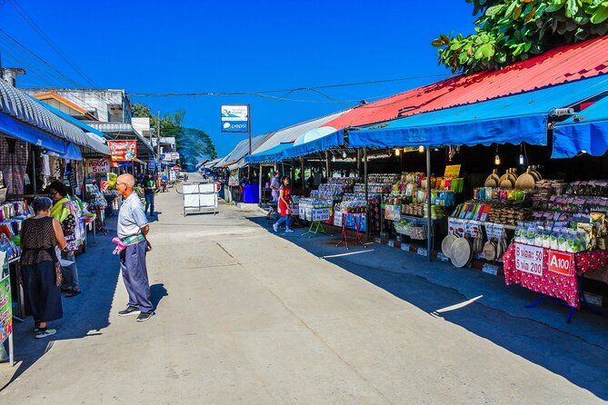 Private Guided Chatuchak Weekend Market Shopping Tour With Lunch