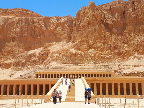 Private Guided Tour to Best Monuments of Luxors West Bank