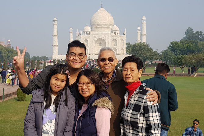 Private Guided Walking Tour of the Taj Mahal