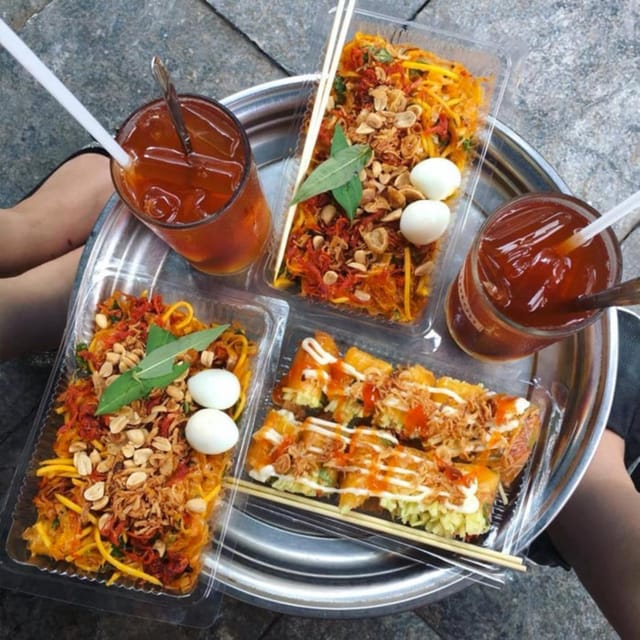 [Private] Hanoi Food Tour With Train Street