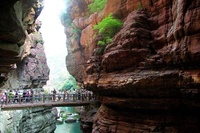 Private Independent Tour to Yuntai Mountain From Zhengzhou