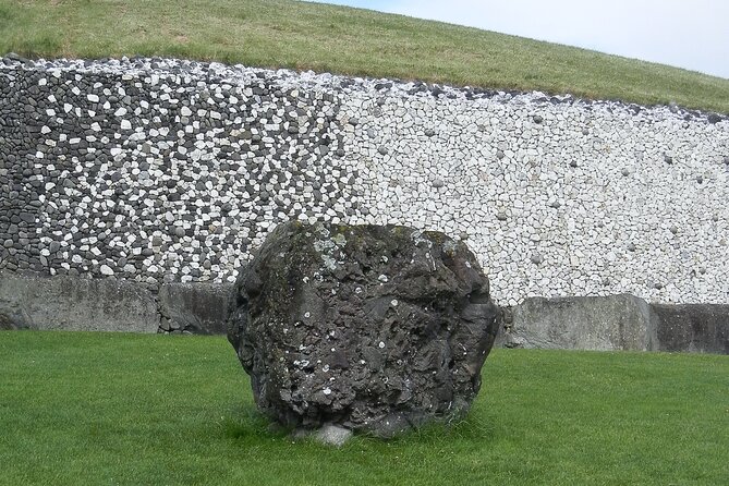 Private Luxury Tour of Newgrange and The Hill of Tara