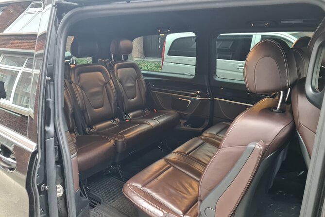 Private Minivan Sightseeing Tour in Amsterdam