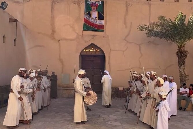 Private Nizwa – Al Hamra Old Village – Misfah Al Arbyeen – Full Day Tour
