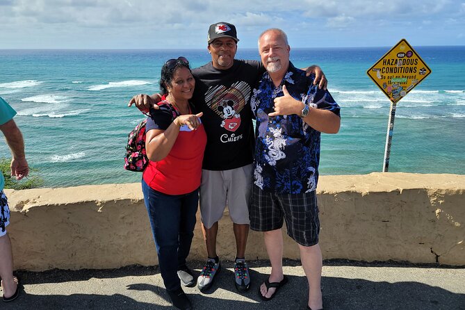 Private Oahu Island Tour (English or Spanish).