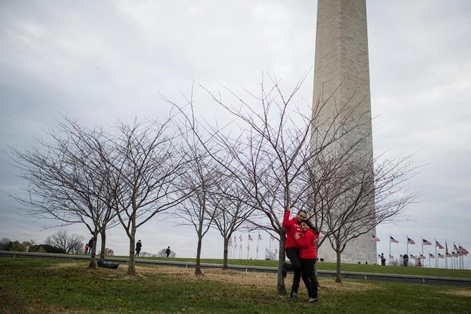 Private Photo Session With a Local Photographer in Washington, D.C.