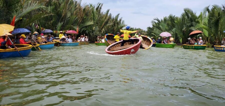 Private Round Trip Transfer From Da Nang To Da Nang