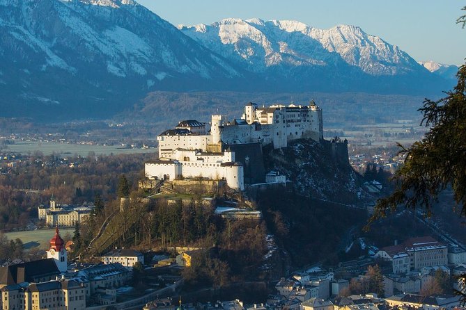 Private Scenic Transfer From Vienna to Salzburg With 4h of Sightseeing