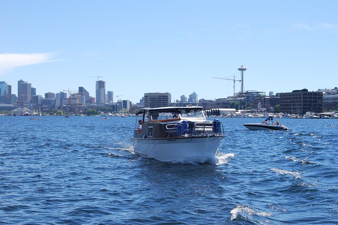 Private Seattle Lakefront Mansion Cruise - Immersive Lake Union Experience