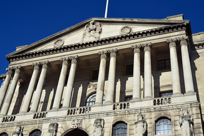Private Self-Guided Audio City-Tour in London