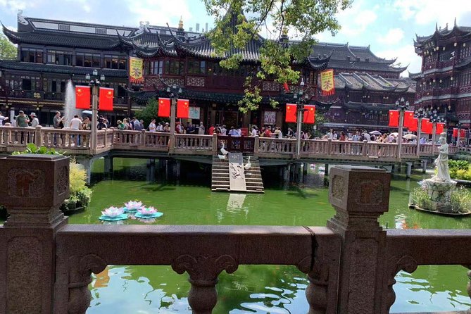 Private Shanghai City Sightseeing of Bund ,Yuyuan Garden&River Cruise