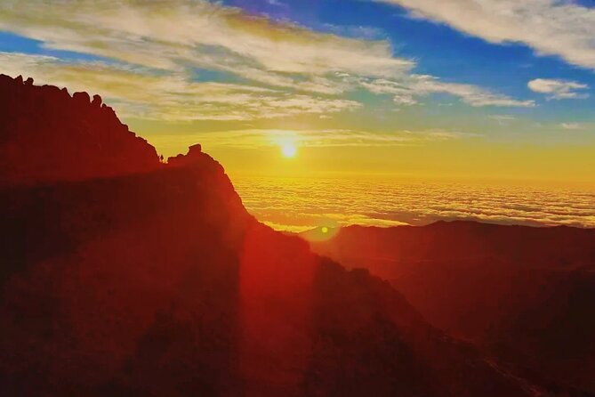 Private Sunrise Tour at Pico Do Arieiro With Breakfast Included