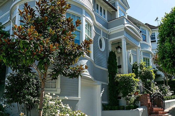 Private SUV Tour of San Franciscos Movie and TV Locations