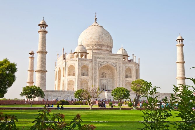 Private Taj Mahal Tour From Delhi by Super-Fast Train