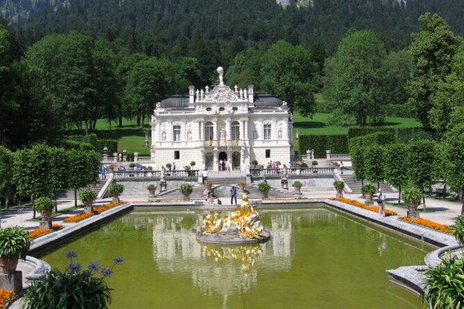 Private Tour at Neuschwanstein And Linderhof Palaces From Munich
