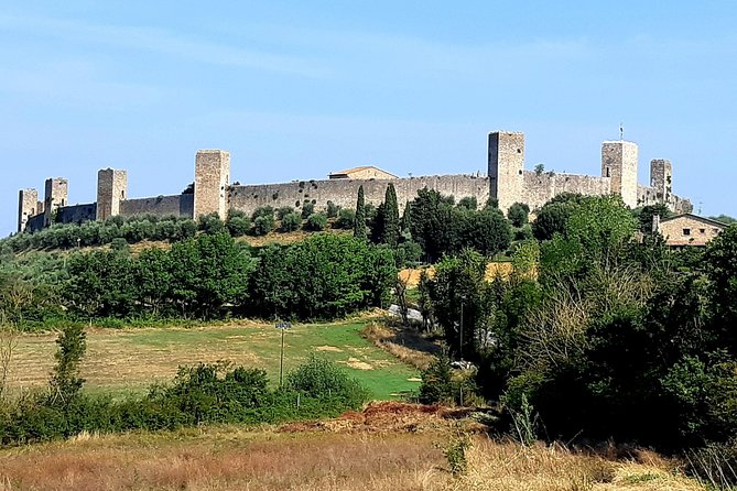 Private Tour: "Francigena Way" in Chianti With Lunch & 2 Wine-Tastings - Meeting and Pickup