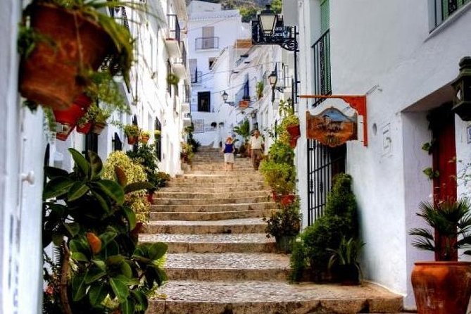 Private Tour From Motril to Nerja and the Nerja Caves for up to 8 Persons