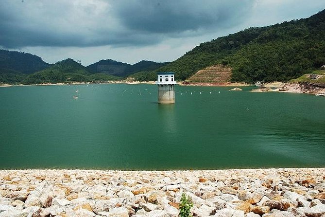 Private Tour: Full Day Round Penang Island Tour