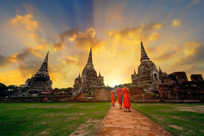 Private Tour: Luang Prabang Sightseeing Day Tour Including Royal Palace - Tour Overview