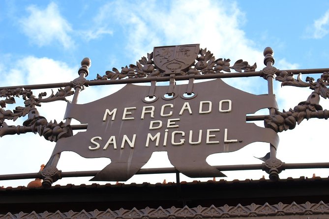 Private Tour: Madrid Walking Tour of Los Austrias