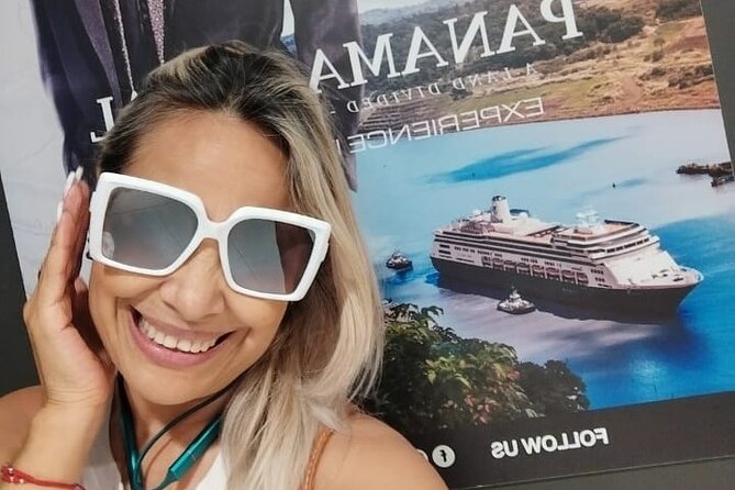 Private Tour of Panama Canal Old Town and Causeway of Amador - Exploring the Old Town of Panama City