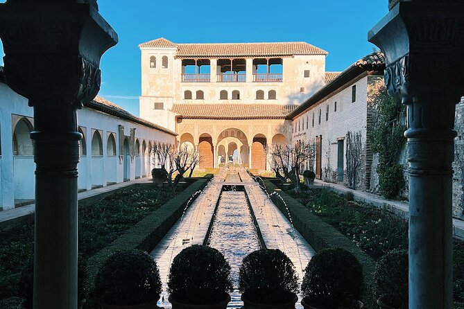 Private Tour of the Alhambra and Granada From Seville