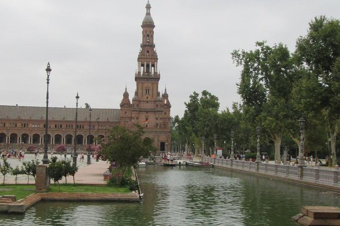 Private Tour of the Royal Palace + Cathedral + Spain Square + María Luisa Park